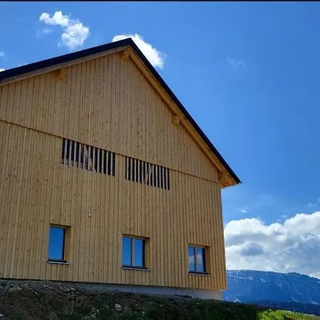 Haus Lang Apartment *